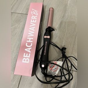 Beachwaver curling iron
